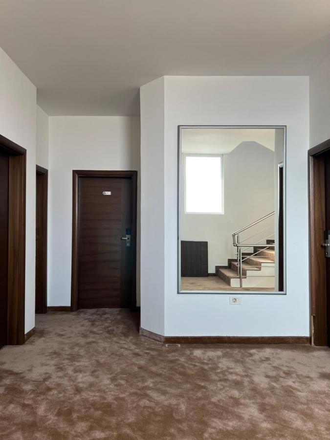 Hotel Andalus Скопье Экстерьер фото