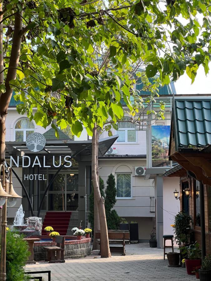 Hotel Andalus Скопье Экстерьер фото